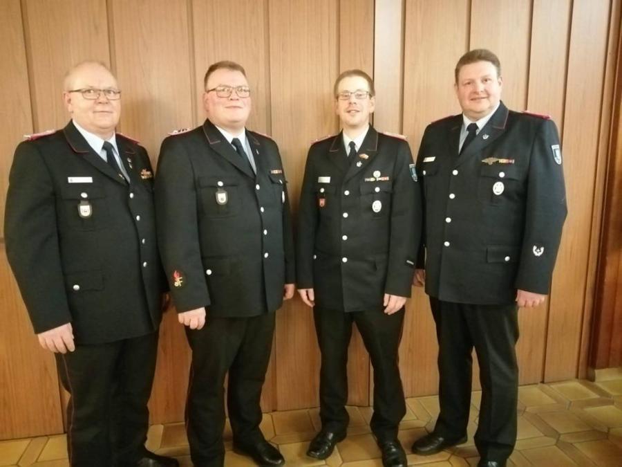 Führungswechsel an der Spitze - Bernd Schwerdtrfeger, Peter Ohlendorf, Gary Scheele und Maik Pfeiffer (v.l.)